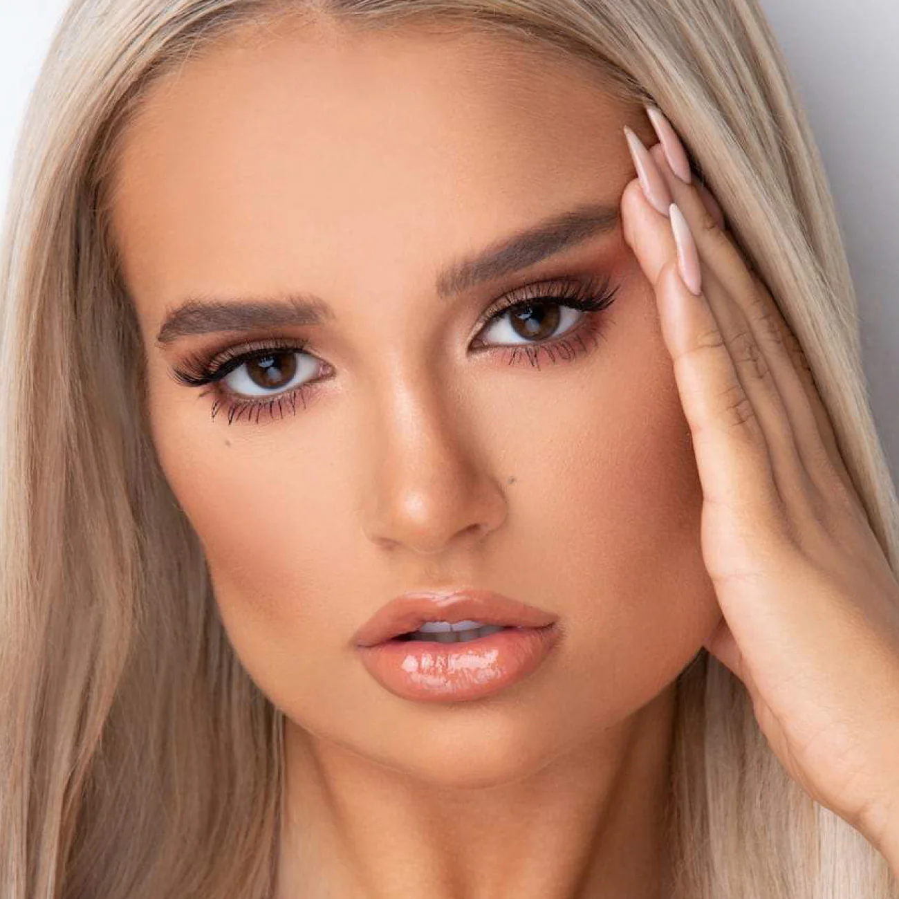 Molly-Mae Everyday - Image 4